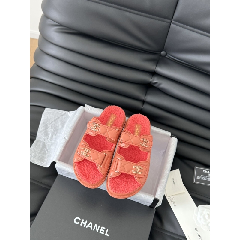 Ch*el slippers